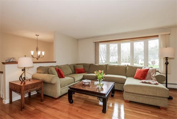 468 Frank Smith Road Longmeadow, MA 01106 - Photo 2 of 27 Gallery Image 2
