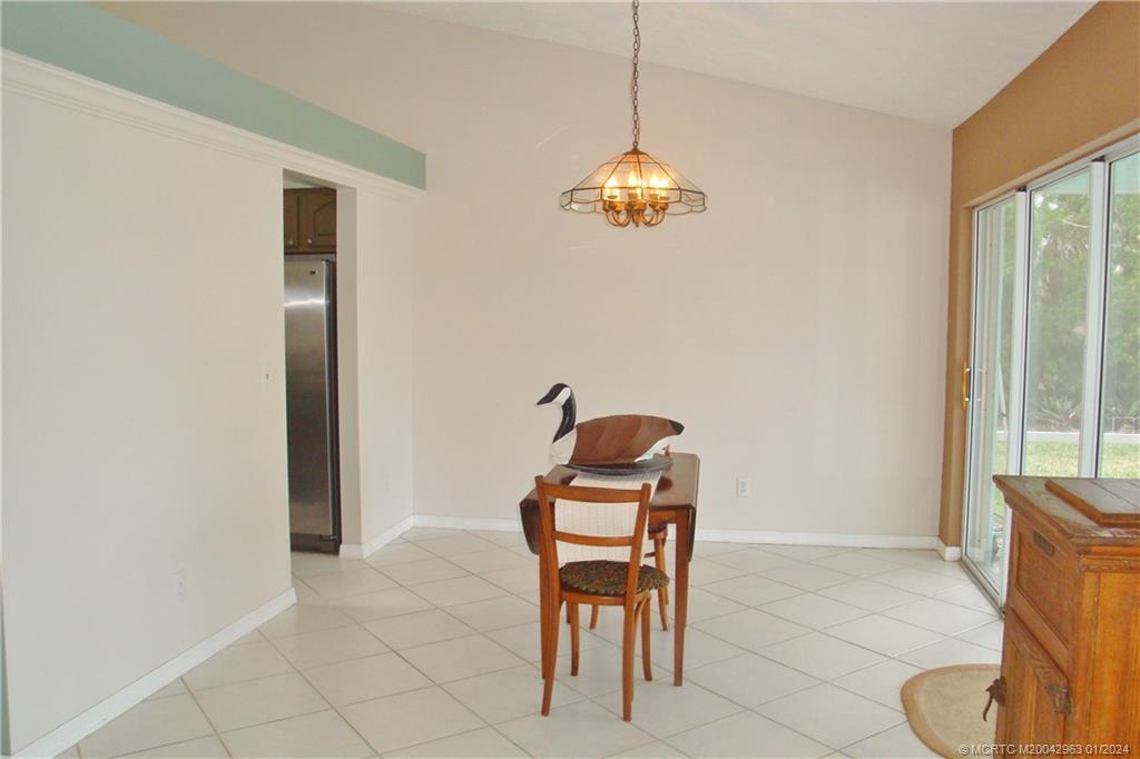 2209 Southwest Oak Ridge Road Palm City, FL 34990 - Photo 22 of 35 Dining Area