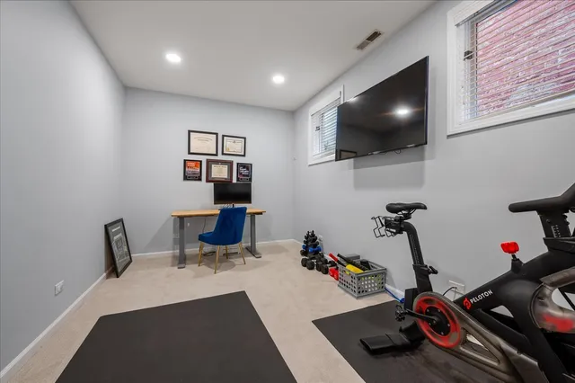 $650,000 | 2140 West Haddon Avenue, Unit 1E, Chicago, IL 60622