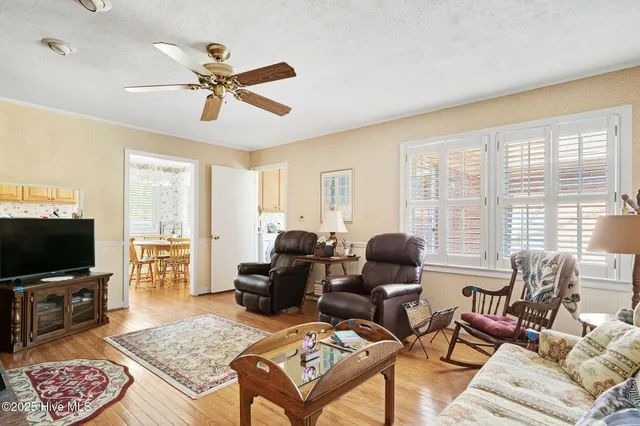 $359,000 | 126 Henry Middleton Road, Warsaw, NC 28398