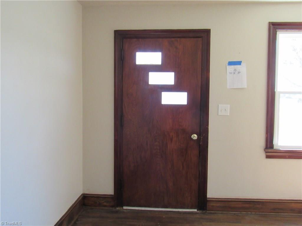 2914 Hickory Tree Road Winston-Salem, NC 27127 - Photo 4 of 10 Gallery Image 4