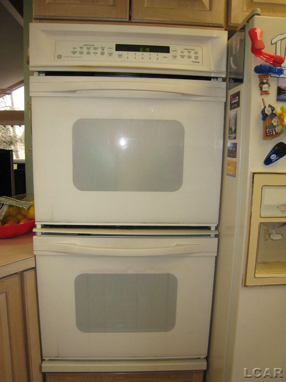 515 North Occidental Road Tecumseh, MI 49286 - Photo 20 of 55 Built-in Double Ovens