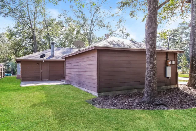 $1,645 | 2003 Woodway Drive, Woodbranch, TX 77357