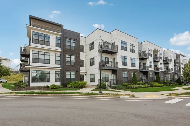 $379,000 | 1638 54th Avenue North, Unit 303, Nashville, TN 37209