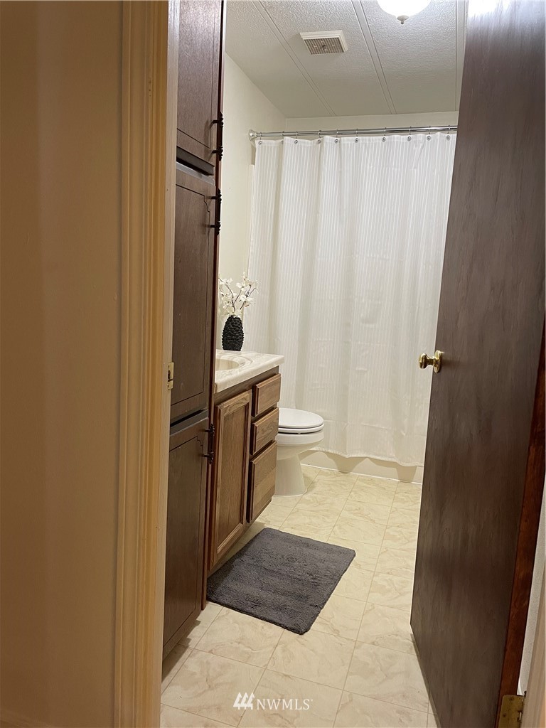7347 Fair Oaks Road Southeast Olympia, WA 98513 - Photo 11 of 20 Gallery Image 11