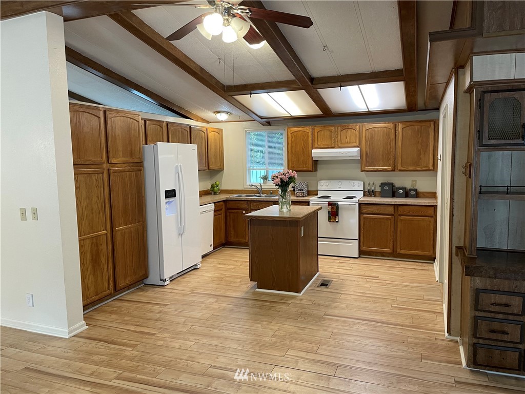 7347 Fair Oaks Road Southeast Olympia, WA 98513 - Photo 6 of 20 Gallery Image 6