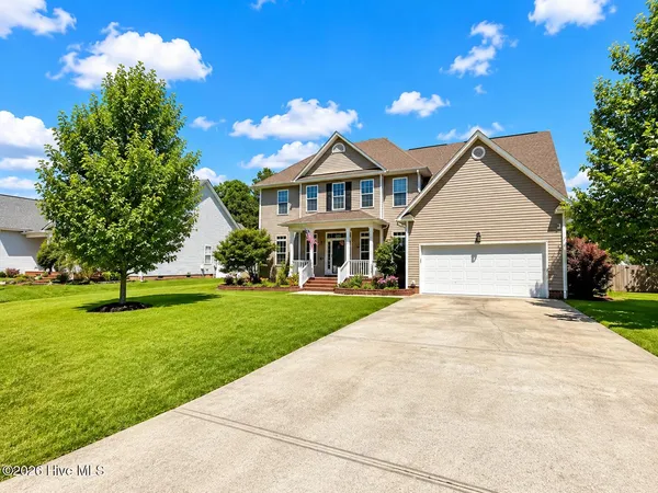 $525,000 | 209 Middle Ridge Drive, Hubert, NC 28539