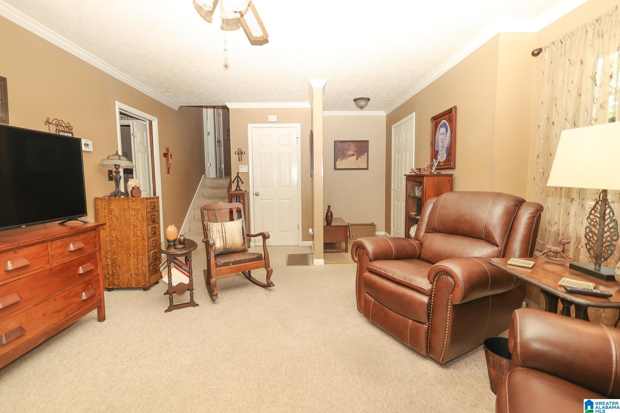 6004 Autumn Trail Anniston, AL 36206 - Photo 7 of 33