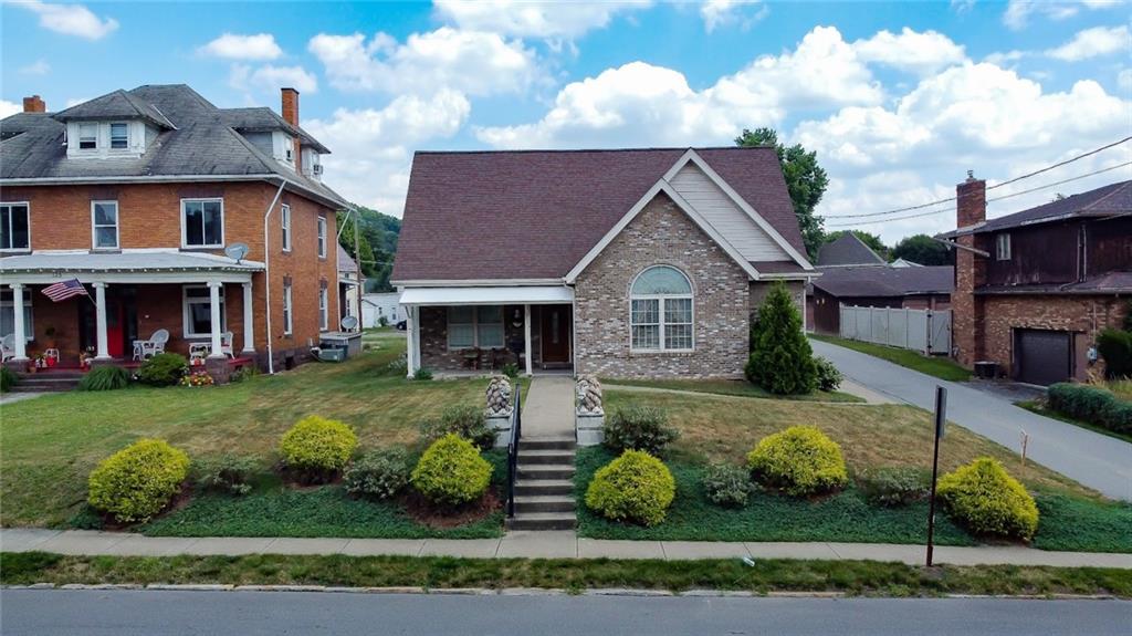 129 Mercer Street Butler, PA 16001 - Photo 2 of 21 Gallery Image 2