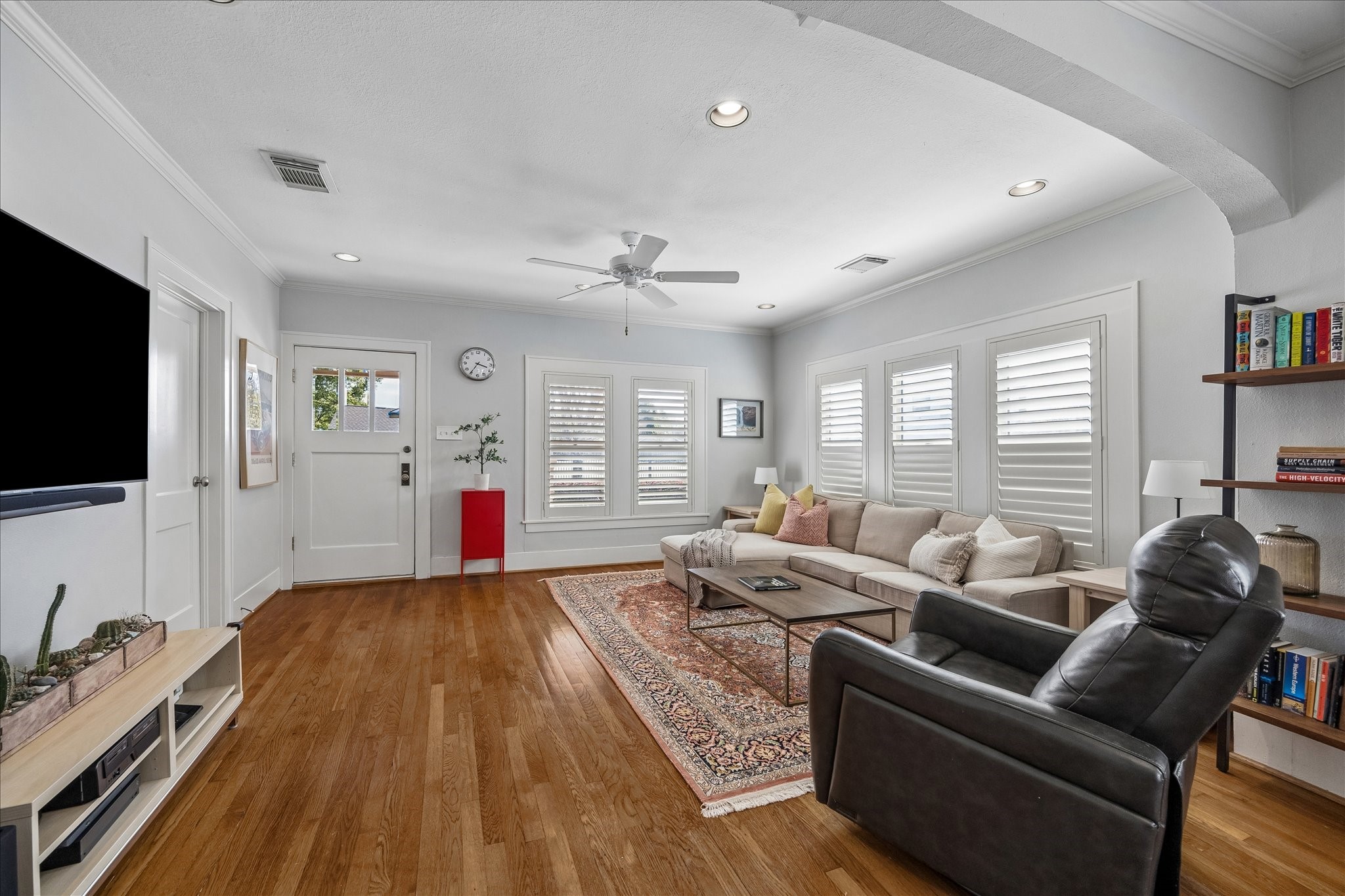 919 Key Street Houston, TX 77009 - Photo 6 of 39