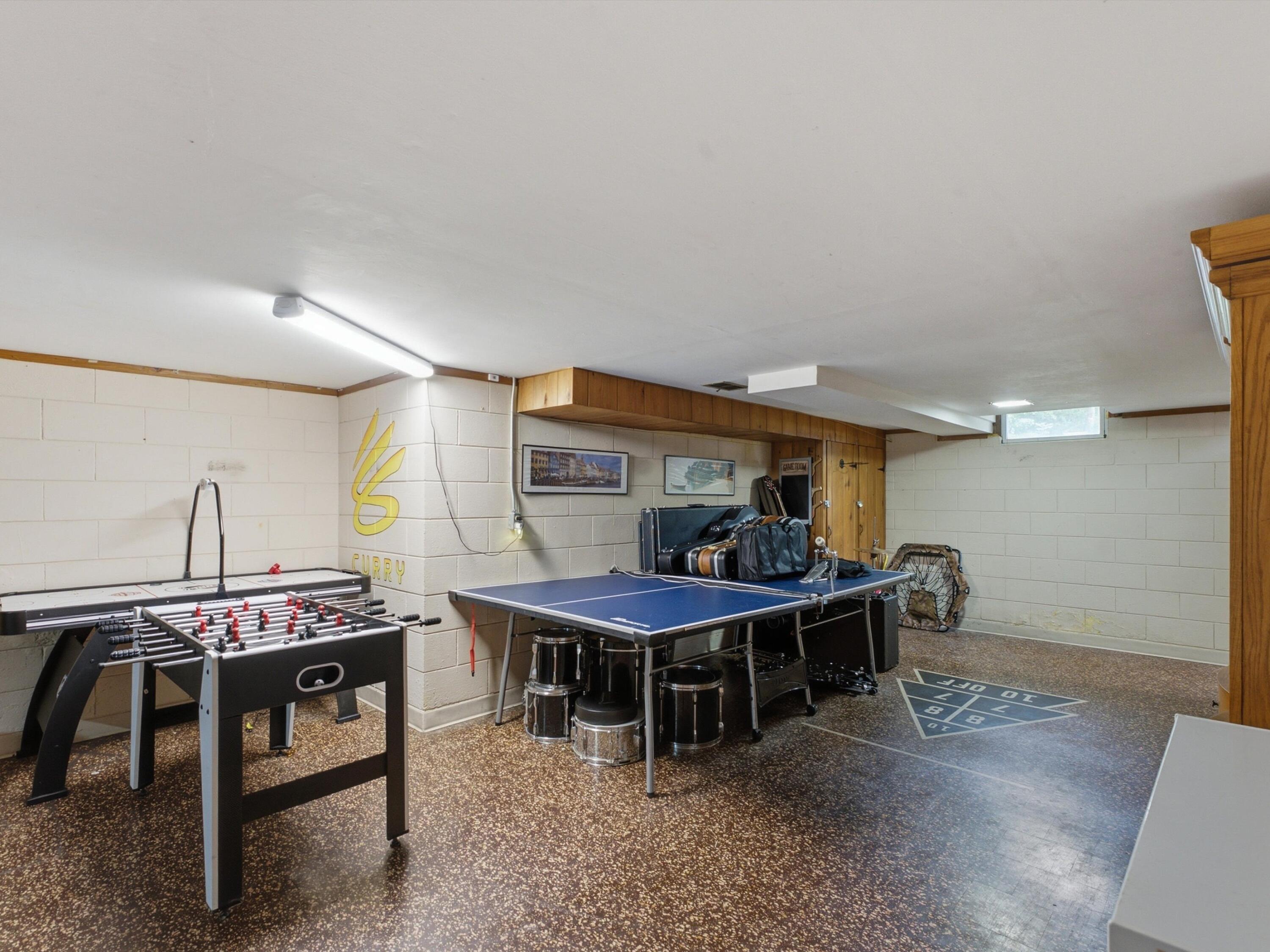 2830 35th Street Two Rivers, WI 54241 - Photo 24 of 32 28-DSC01189