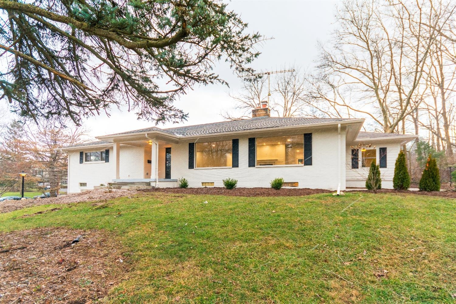 2460 Devonshire Road Ann Arbor, MI 48104 - Photo 2 of 10 Photo 2