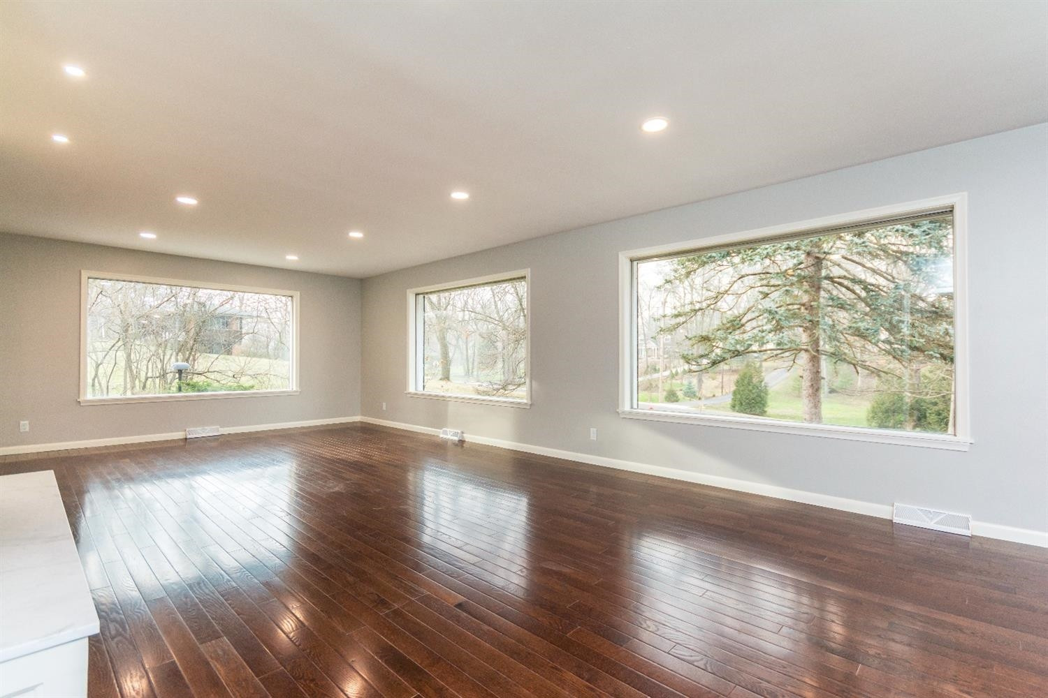 2460 Devonshire Road Ann Arbor, MI 48104 - Photo 3 of 10 Photo 3