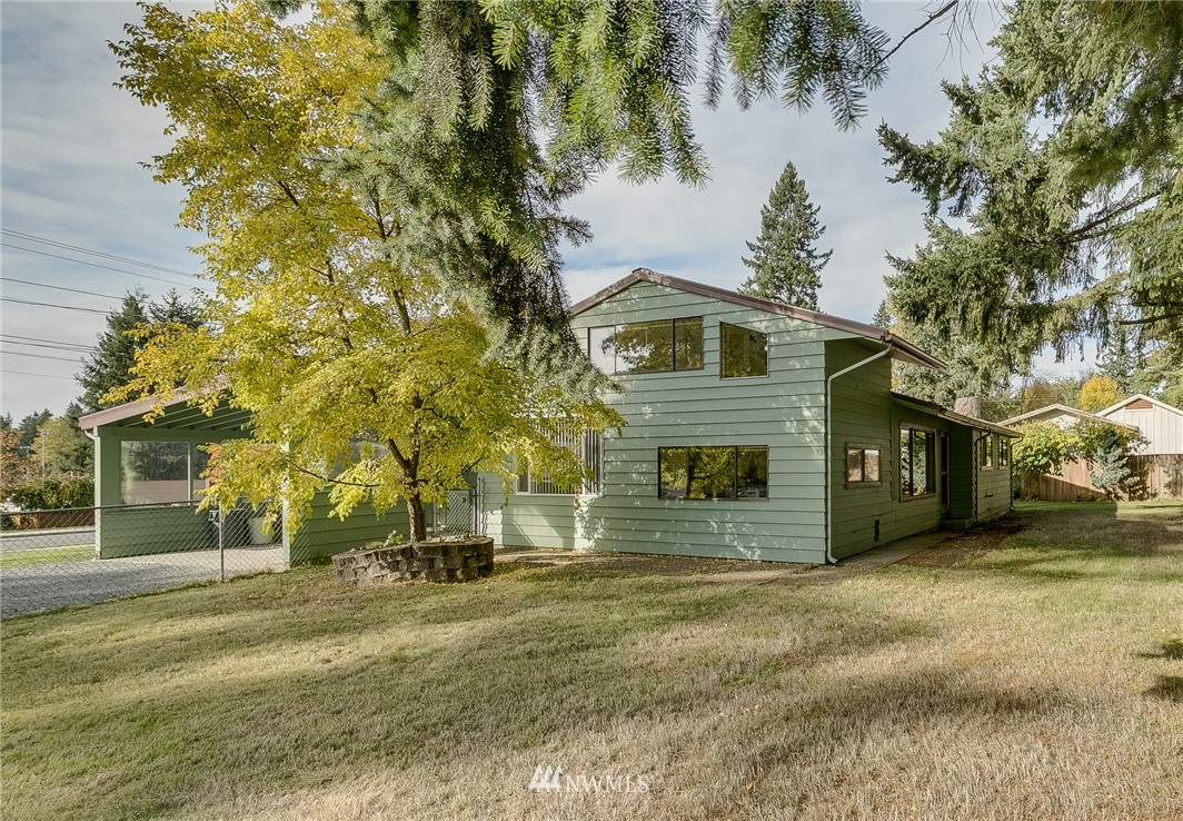17929 North Road Bothell, WA 98012 - Photo 1 of 14