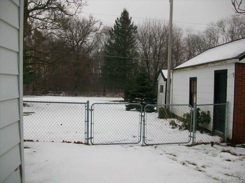 501 County Farm Road Howell, MI 48843 - Photo 18 of 22 Back Yard