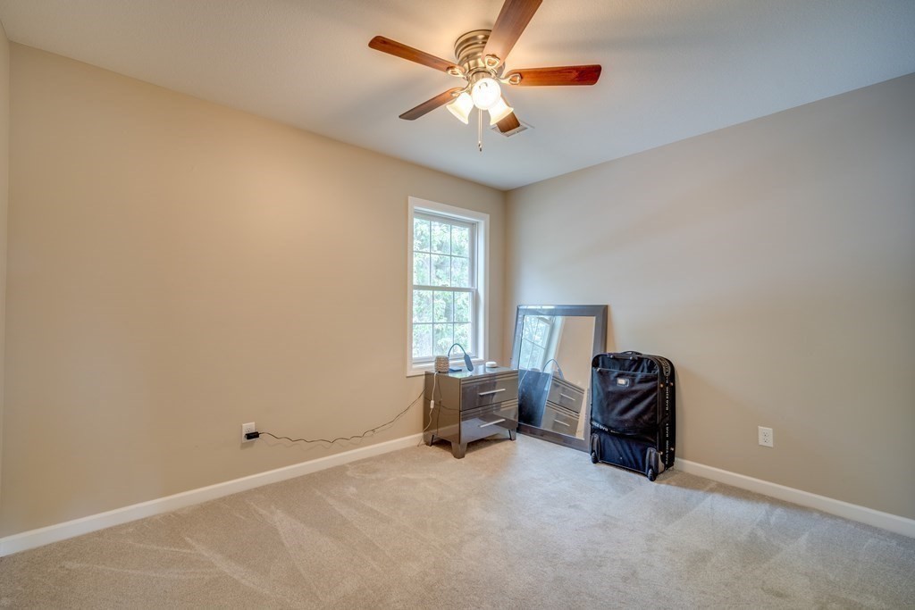 120 Hood Street Springfield, MA 01109 - Photo 19 of 31 Gallery Image 19
