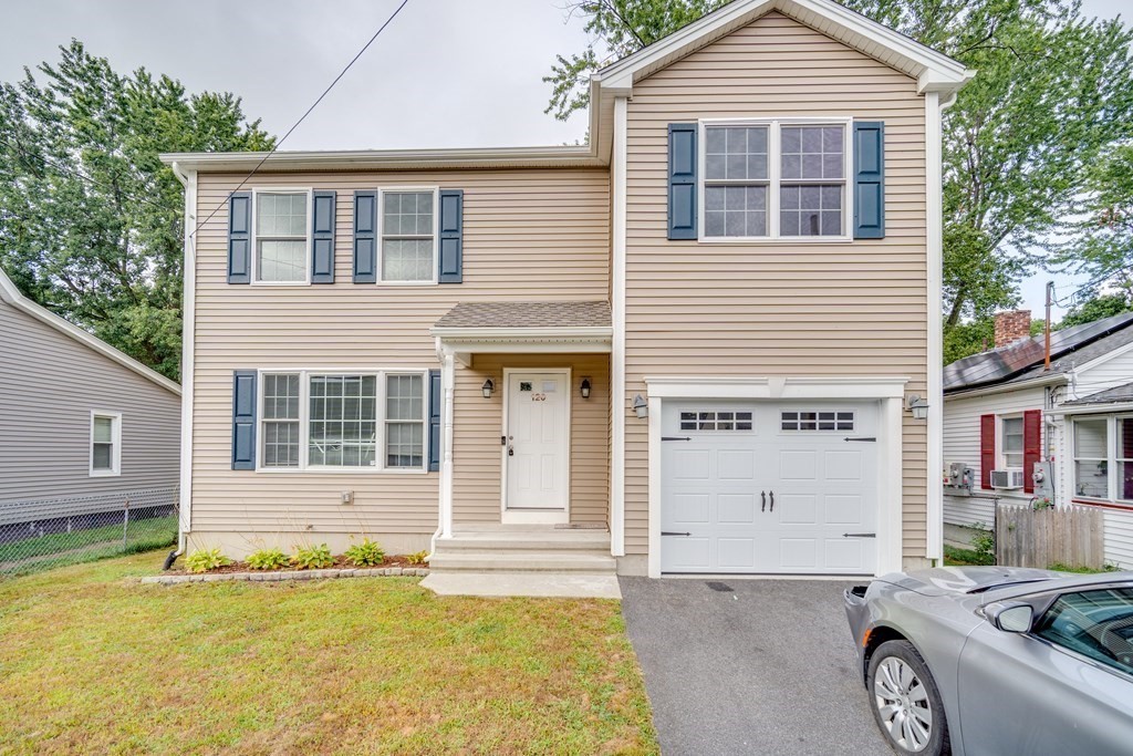 120 Hood Street Springfield, MA 01109 - Photo 2 of 31 Gallery Image 2