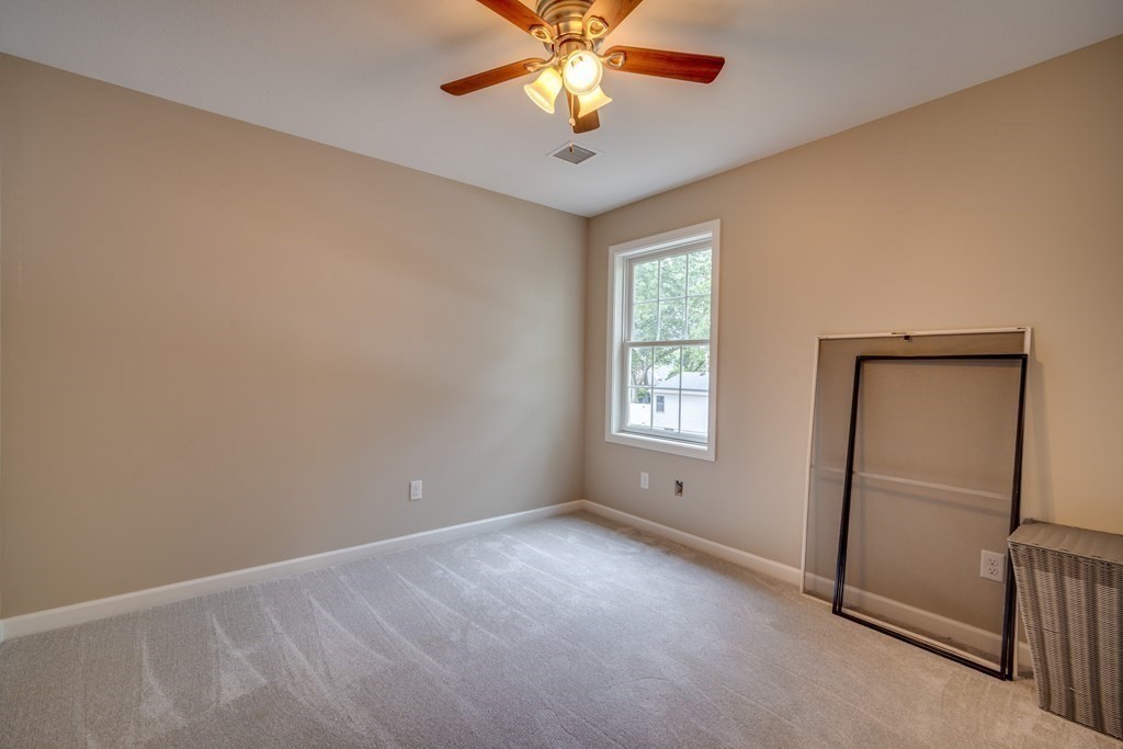 120 Hood Street Springfield, MA 01109 - Photo 24 of 31 Gallery Image 24