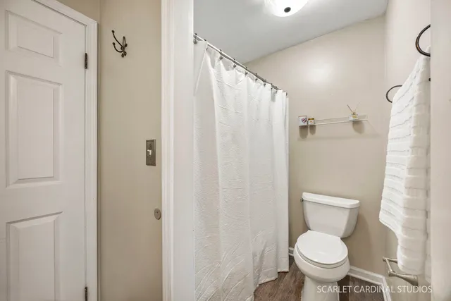 $515,000 | 2221 Woodland Circle, Naperville, IL 60565