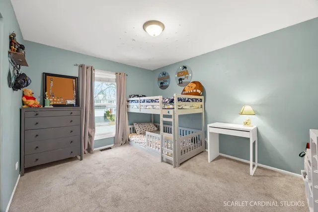 $515,000 | 2221 Woodland Circle, Naperville, IL 60565