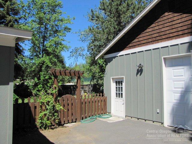 2206 Northeast Shepard Road Bend, OR 97701 - Photo 23 of 24 Additional Photo