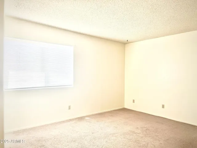 $1,500 | 5111 Paseo Las Palmas, Sierra Vista, AZ 85635