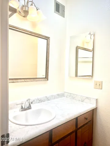 $1,500 | 5111 Paseo Las Palmas, Sierra Vista, AZ 85635