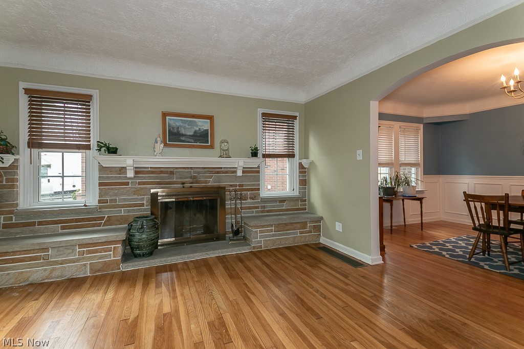 2504 Dysart Road Cleveland, OH 44118 - Photo 5 of 35 Gallery Image 5