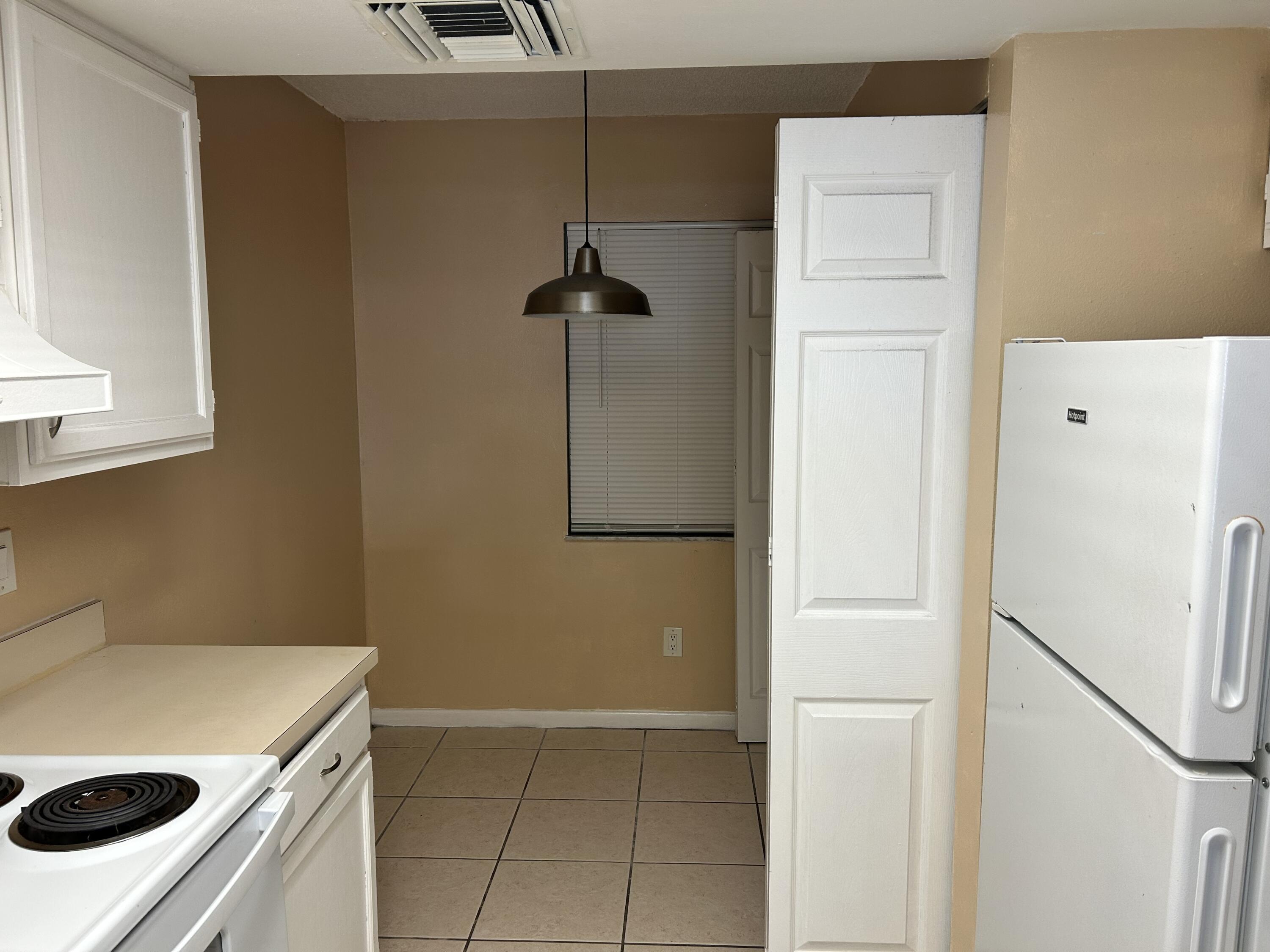 2513 South 17th Street, Unit 207 Fort Pierce, FL 34982 - Photo 7 of 11 IMG_0412