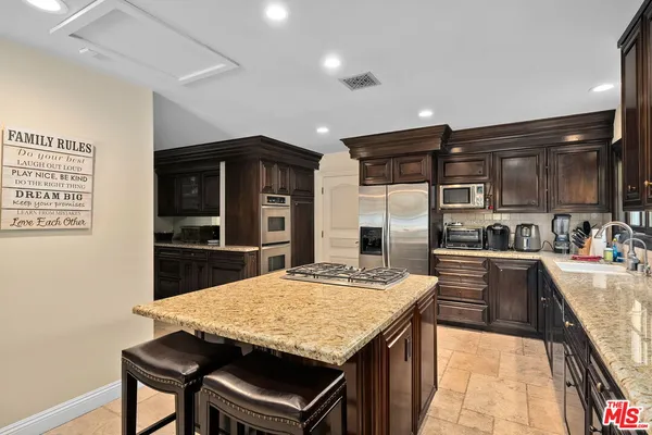 $30,000 | 1618 Stradella Road, Los Angeles, CA 90077