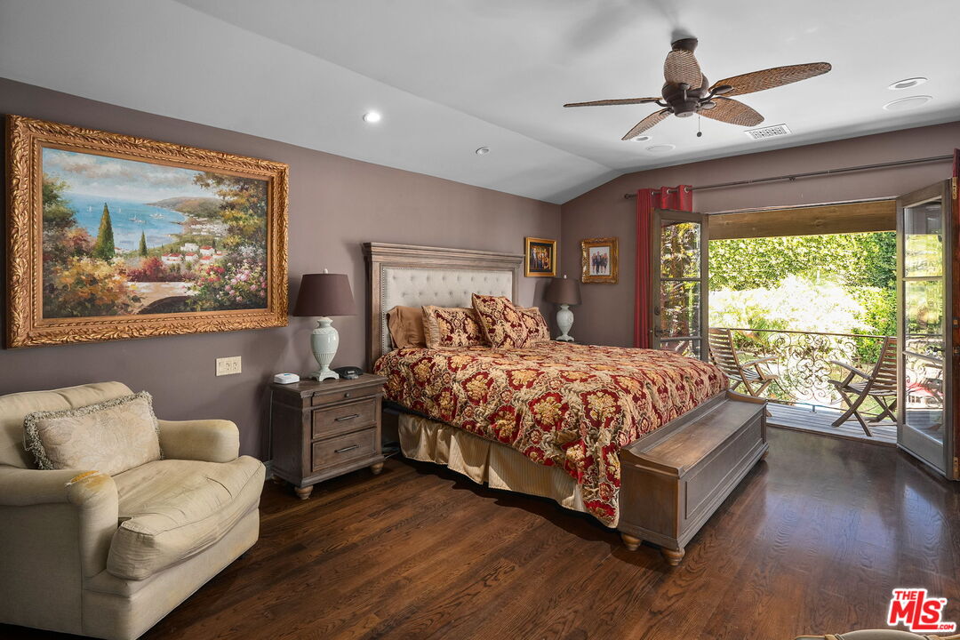 1618 Stradella Road Los Angeles, CA 90077 - Photo 26 of 43