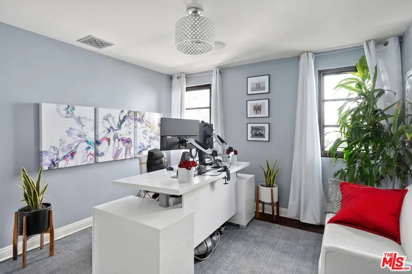 $30,000 | 1618 Stradella Road, Los Angeles, CA 90077