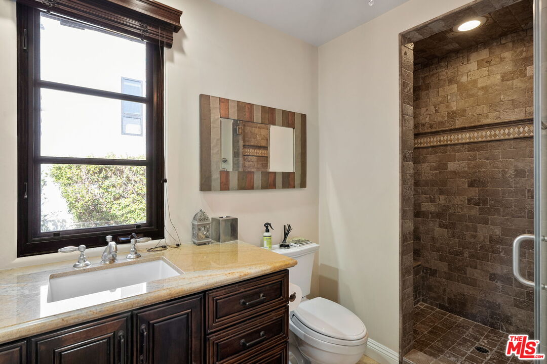 1618 Stradella Road Los Angeles, CA 90077 - Photo 36 of 43