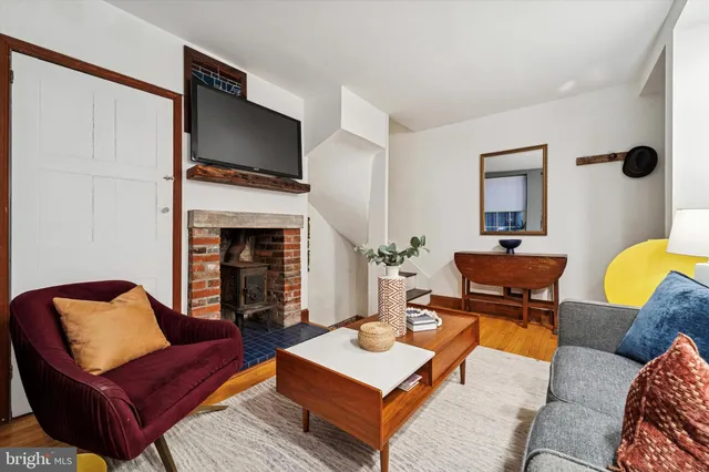 $234,999 | 536 Montrose Street, Unit A, Philadelphia, PA 19147