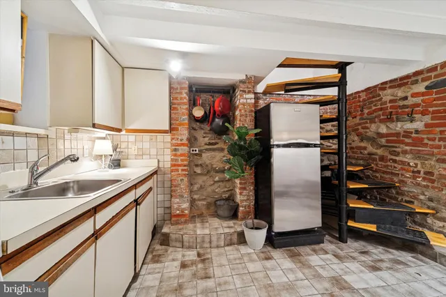 $234,999 | 536 Montrose Street, Unit A, Philadelphia, PA 19147