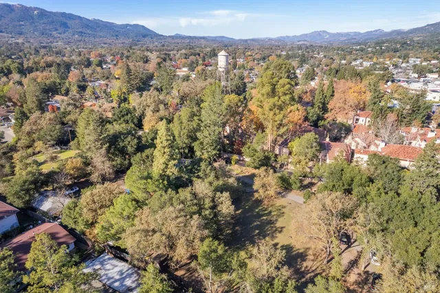 $1,200,000 | 18350 Sierra Drive, Sonoma, CA 95476