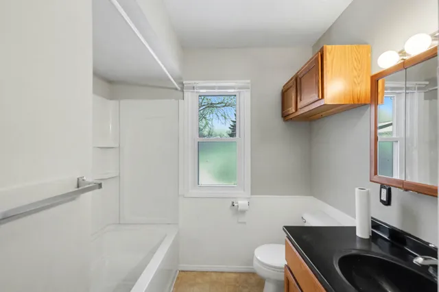 $299,900 | 2349 36th Street Southwest, Wyoming, MI 49519