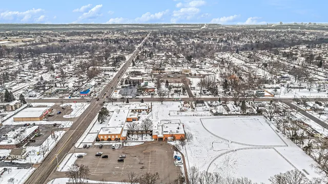 $299,900 | 2349 36th Street Southwest, Wyoming, MI 49519