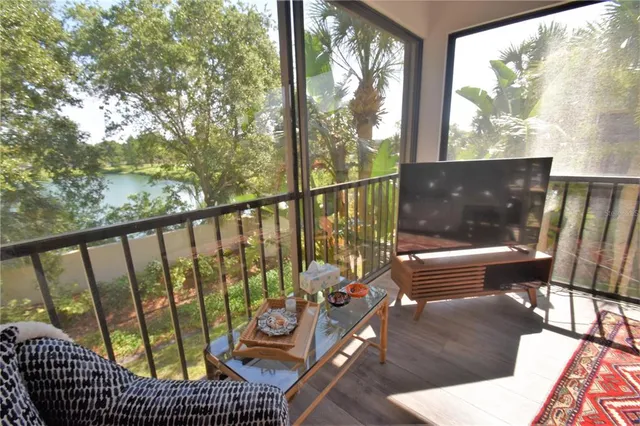 $2,500 | 1631 Starling Drive, Unit 204, Sarasota, FL 34231