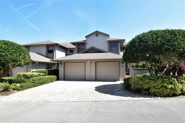 $2,500 | 1631 Starling Drive, Unit 204, Sarasota, FL 34231