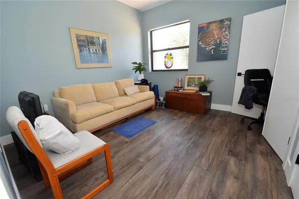 $2,500 | 1631 Starling Drive, Unit 204, Sarasota, FL 34231