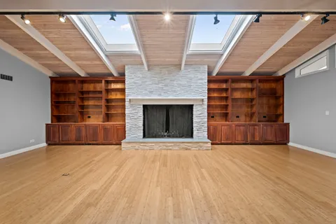 $1,499,000 | 1161 Winwood Drive, Lake Forest, IL 60045