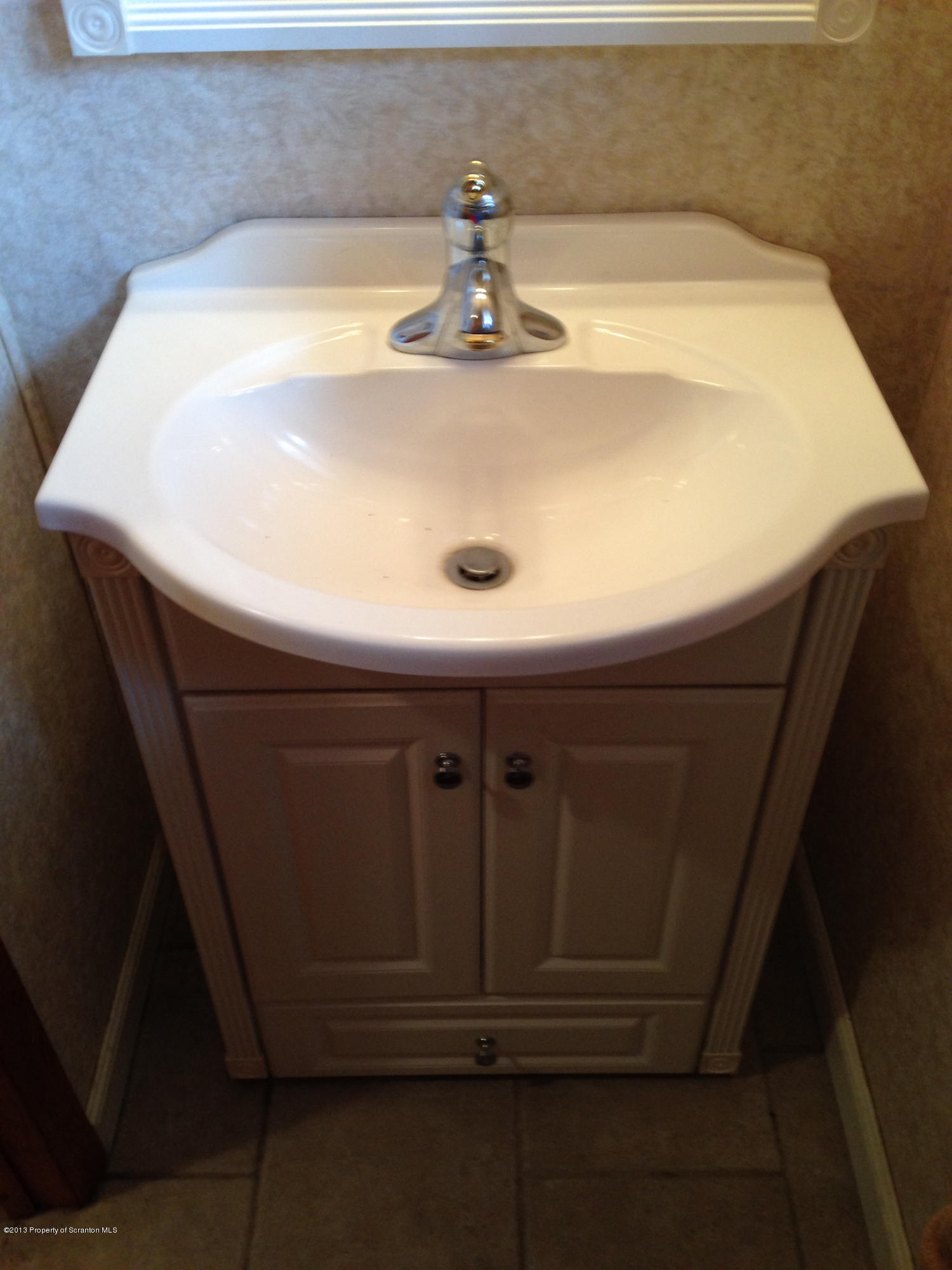 1100 Scott Road Clarks Summit, PA 18411 - Photo 10 of 20 Gallery Image 10