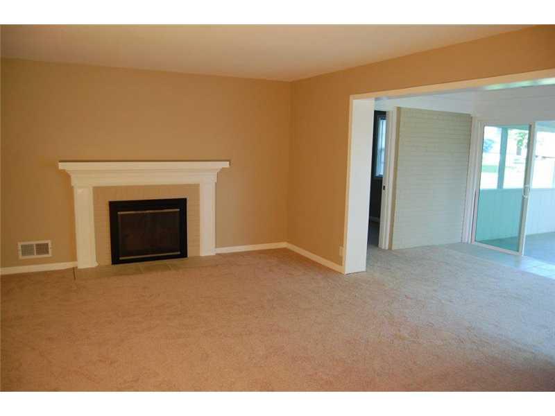 75 Burbank Road Indianapolis, IN 46219 - Photo 2 of 16 Gallery Image 2