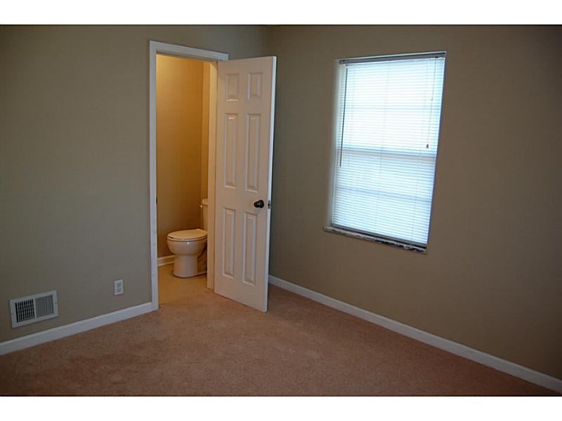 75 Burbank Road Indianapolis, IN 46219 - Photo 11 of 16 Gallery Image 11