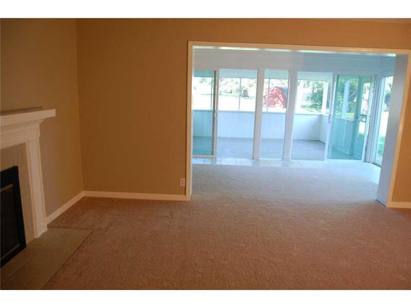 75 Burbank Road Indianapolis, IN 46219 - Photo 3 of 16 Gallery Image 3