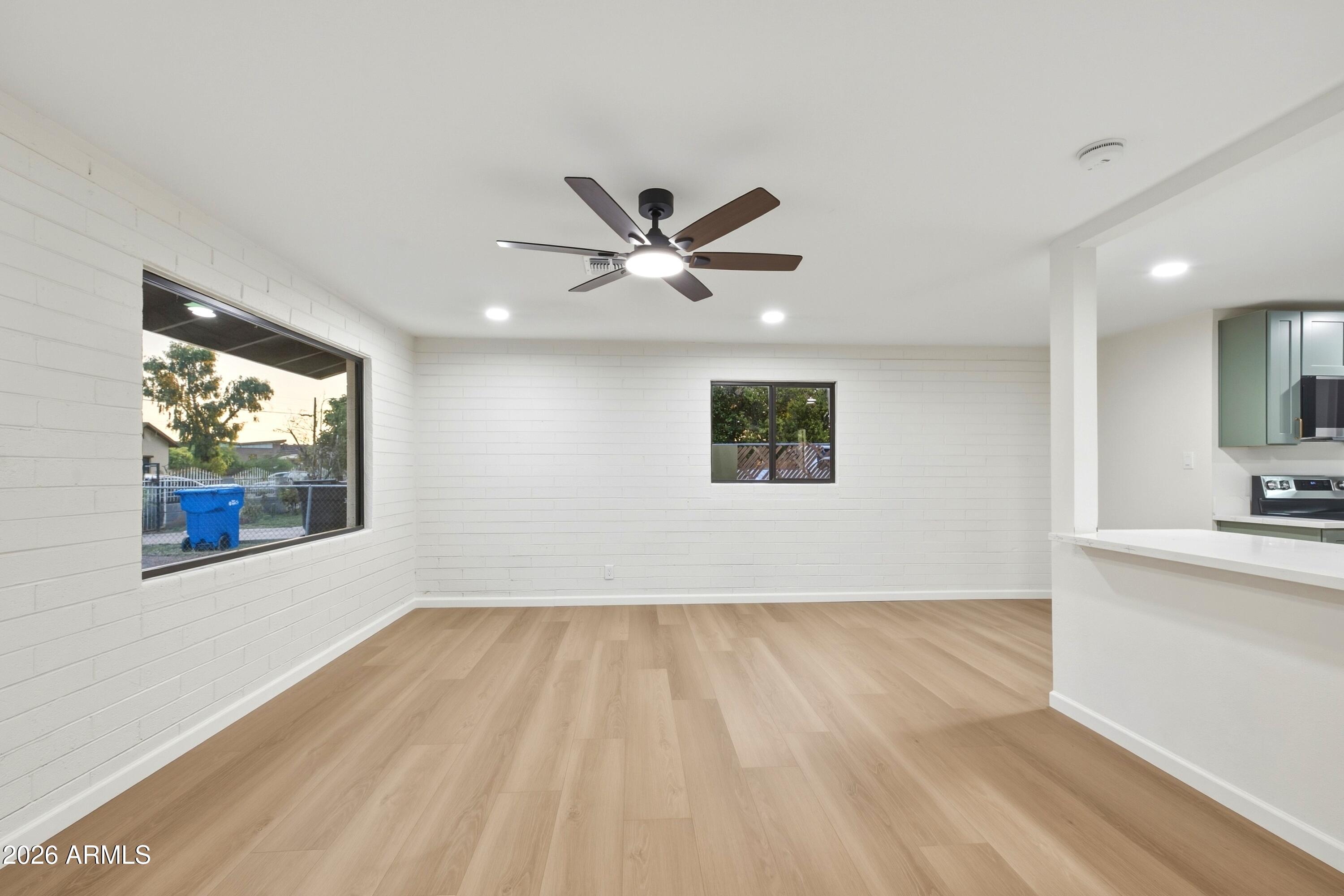 2930 East Granada Road Phoenix, AZ 85008 - Photo 23 of 33 2930_E_Granada_Rd_22