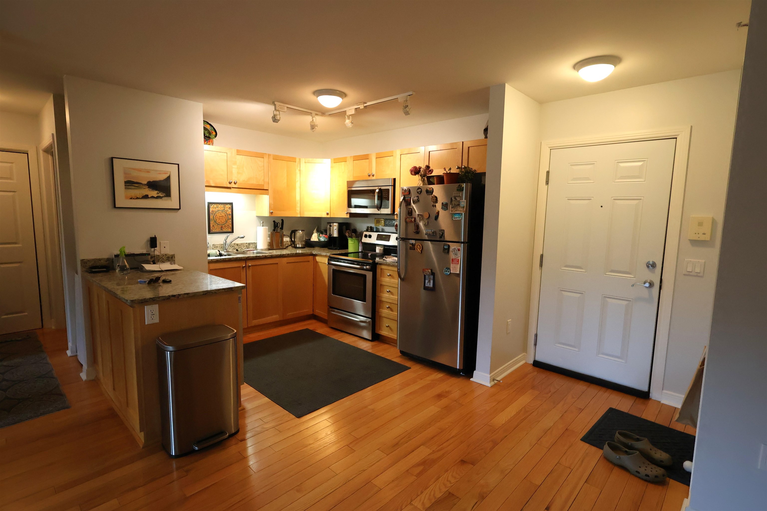 287 Mascoma Street, Unit 305 Lebanon, NH 03766 - Photo 8 of 44