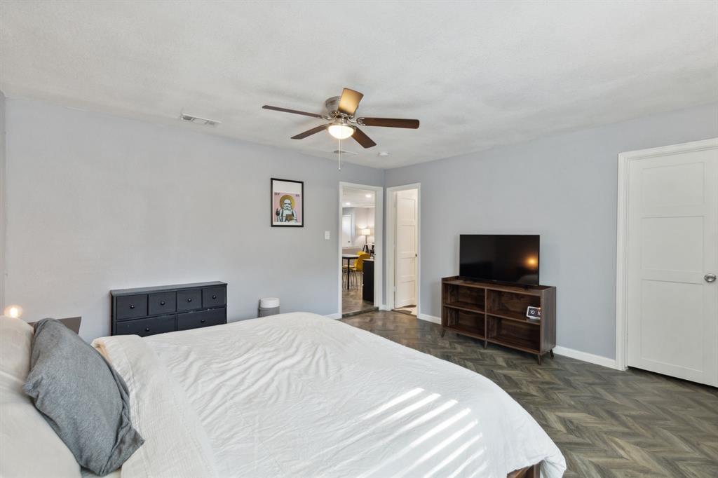 2630 Springvale Drive Farmers Branch, TX 75234 - Photo 14 of 25