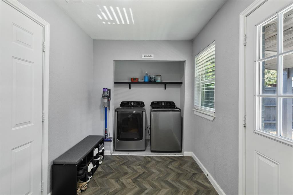 2630 Springvale Drive Farmers Branch, TX 75234 - Photo 10 of 25